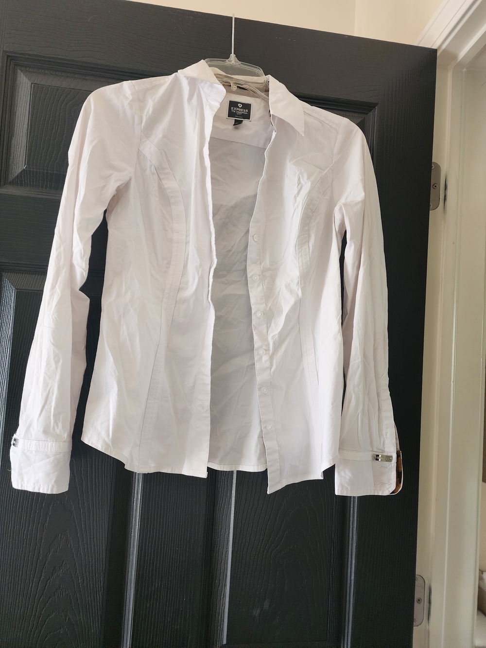 Express Women's White Fitted Button-Down Shirt